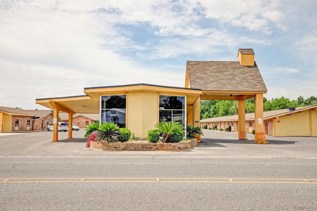 Oyo Hotel Lake Charles La I-10 エクステリア 写真